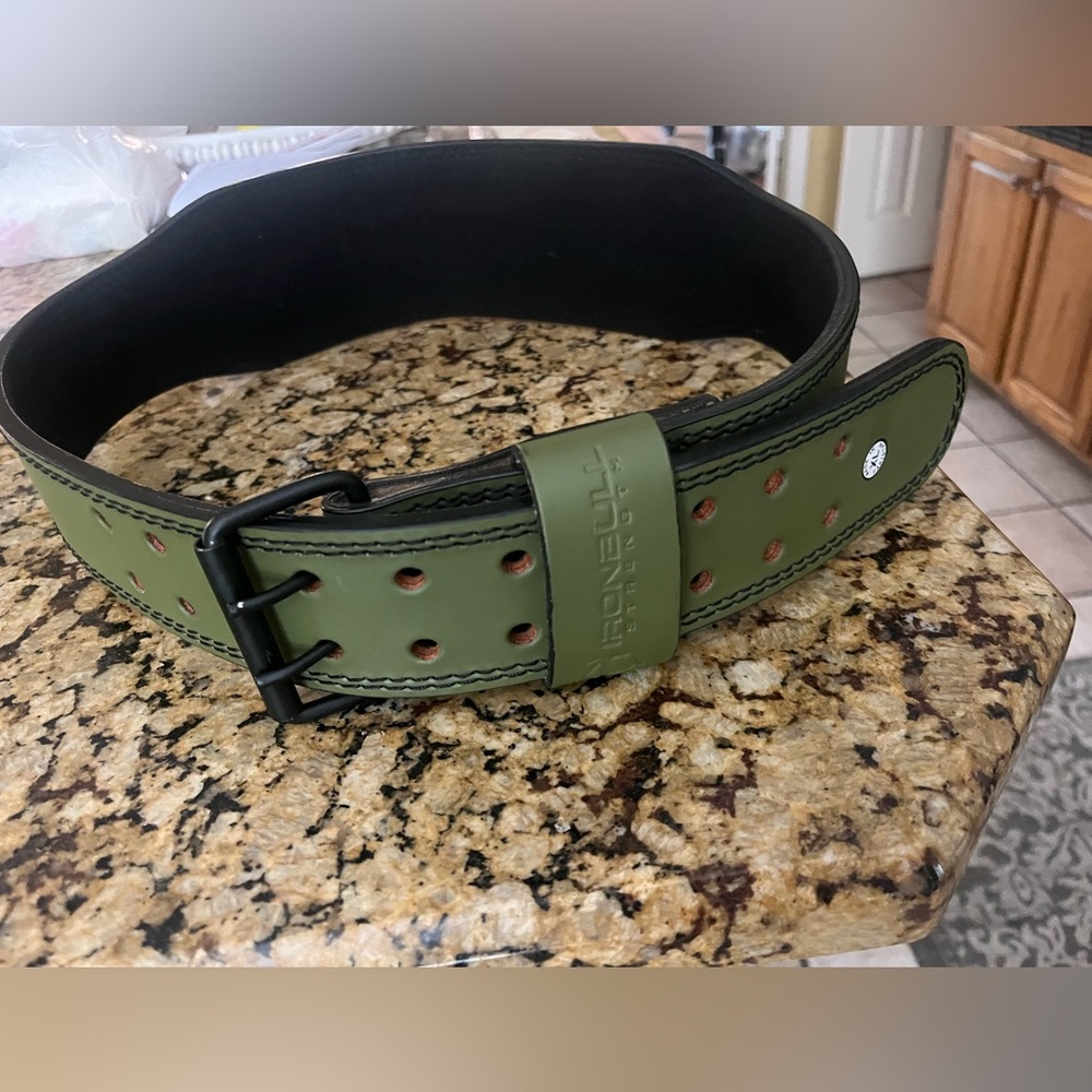 Ironbull weightlifting belt